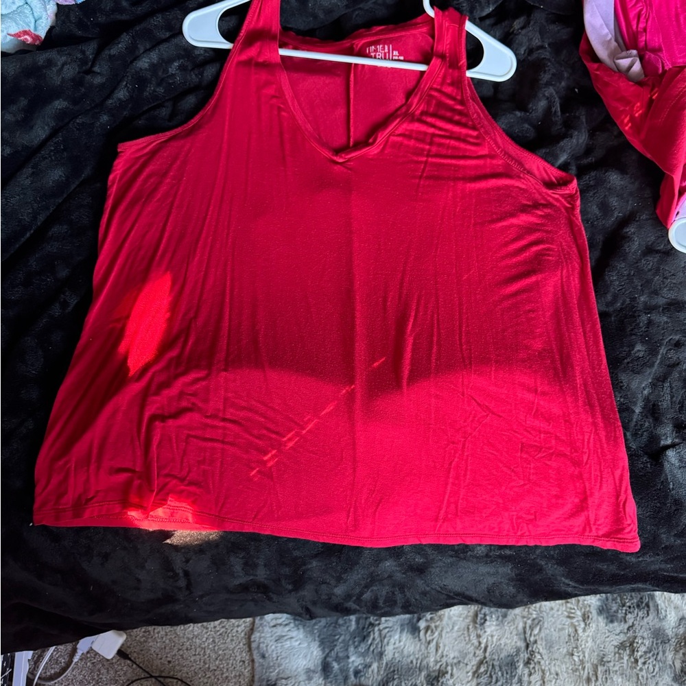 ☘️☘️Time and Tru Vivid Red Tank Top